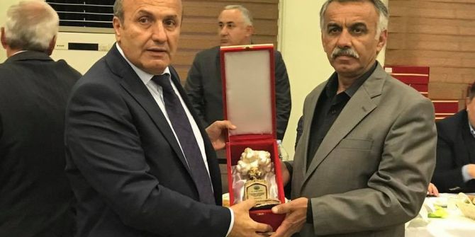 Taşköprü Belediyesi, Emekli Olan Personeline Yemek Programı Düzenledi