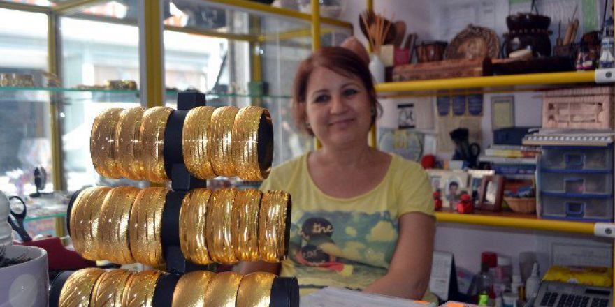 İmitasyon Bileziğe Talep Arttı