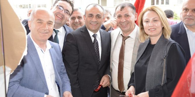 Körfez Protokolü İş Yeri Açılışında Buluştu