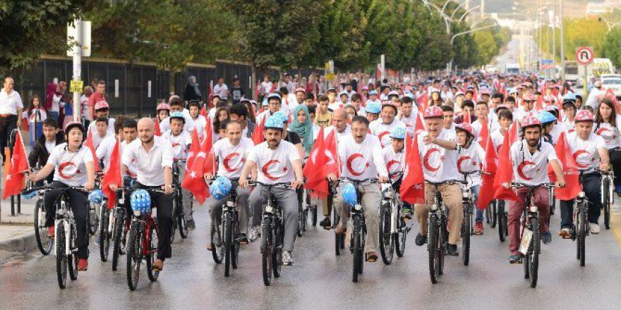 Çorum Belediyesi’nden Bin Çocuğa Bisiklet