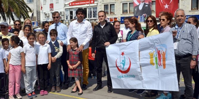 Sağlıklı Yaşam İçin Yürüdüler