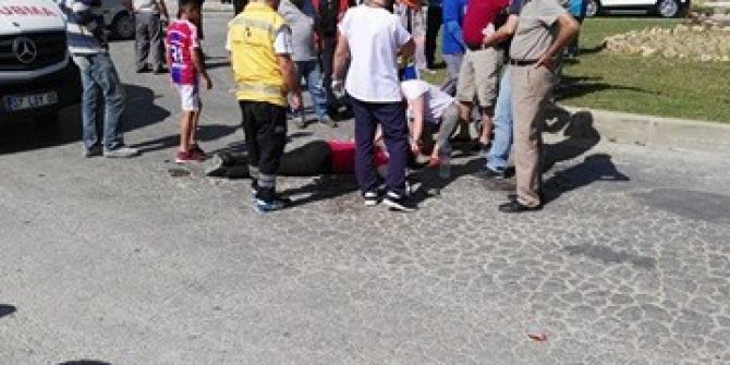 Manavgat’ta Otomobil İle Motosiklete Çarptı: 2 Yaralı