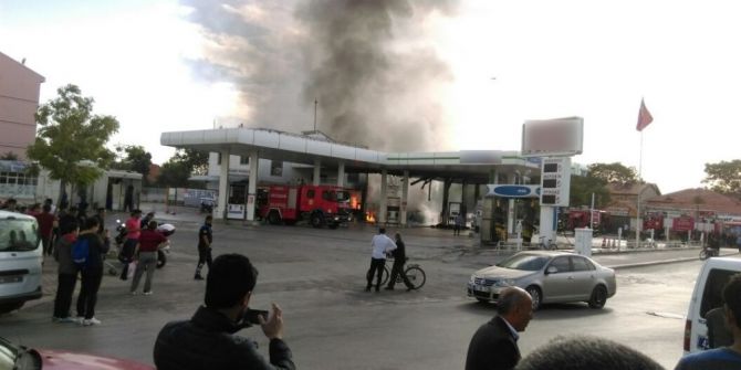 Konya’da Akaryakıt İstasyonunda Korkutan Yangın