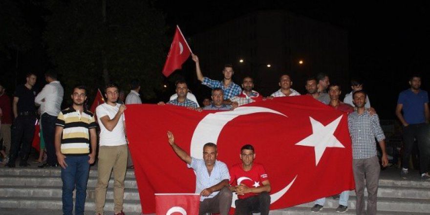 Yavuzelili Gençler, Gaziantep’teki Nöbete Katıldı