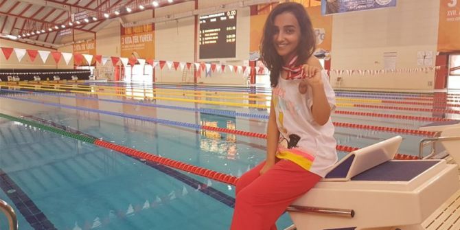 Engelliler Yüzme Branşında Bronz Madalya Kazandı