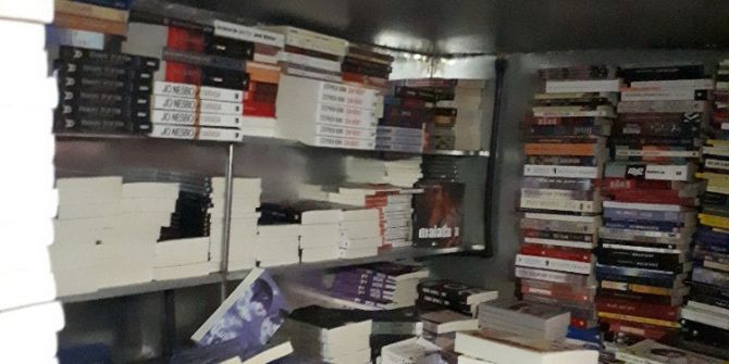 Su Tankından Korsan Kitap Çıktı