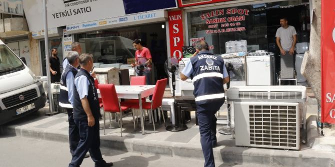 Akdeniz Belediyesi Kaldırım İşgallerine Karşı Denetimlerini Arttırdı