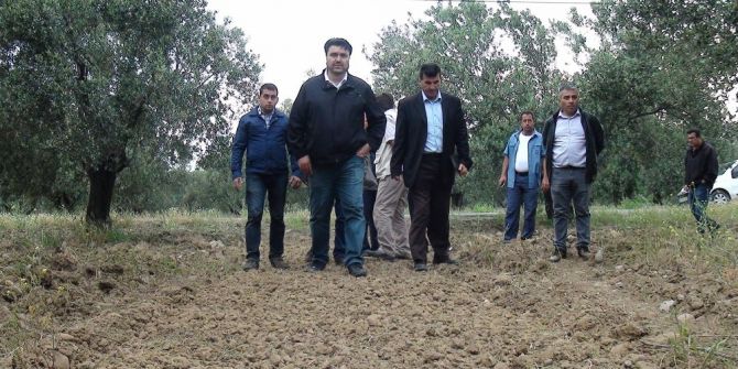 Büyükşehir Belediyesi’nden Havran’a Taş Toplama Aracı