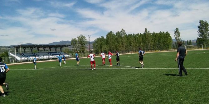 Hisarcık’ta Liseler Arası Futbol Turnuvası
