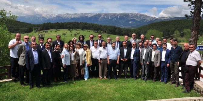 Nüfus Müdürleri Ve Evlendirme Memurları Keles’te Buluştu