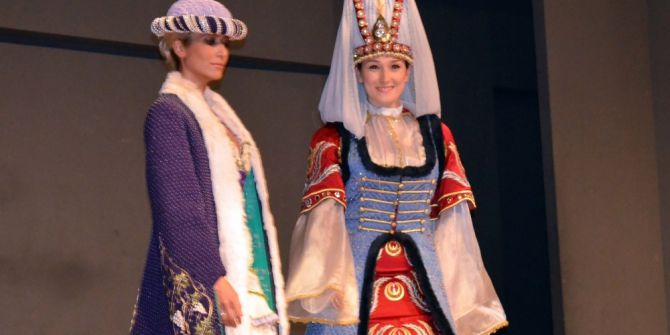 Didim Belediyesinden Atatürk Kıyafetleri Defilesi