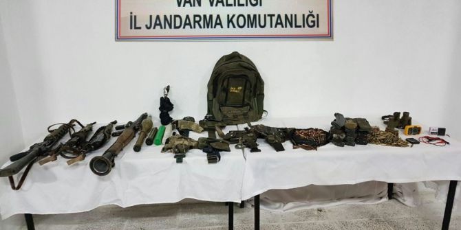 Gürpınar’da Ele Geçirilen Malzemeler