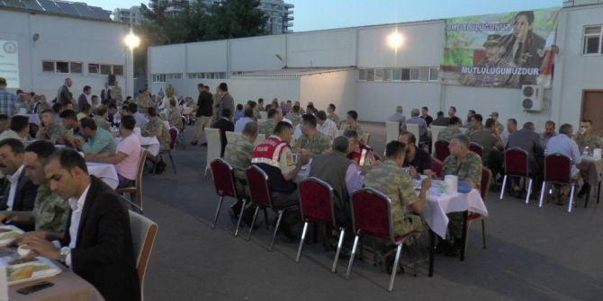 Güvenlik Korucuları, Jandarma Komutanlığının Yemeğinde Buluştu