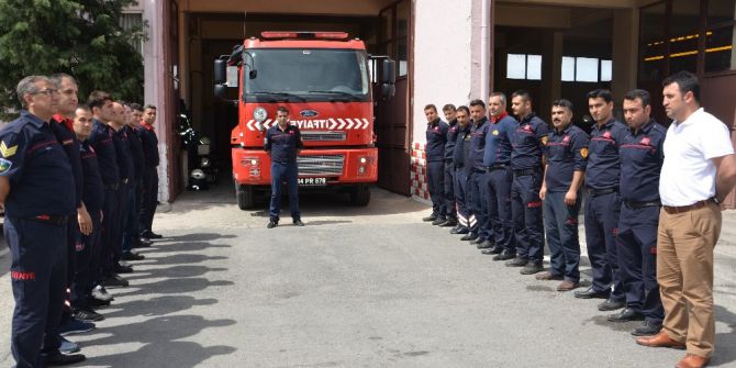 İtfaiyecilerin Dualı Nöbet Değişimi