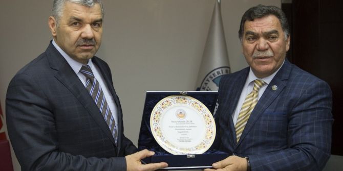 Başkan Çelik’e Esnaflardan Teşekkür