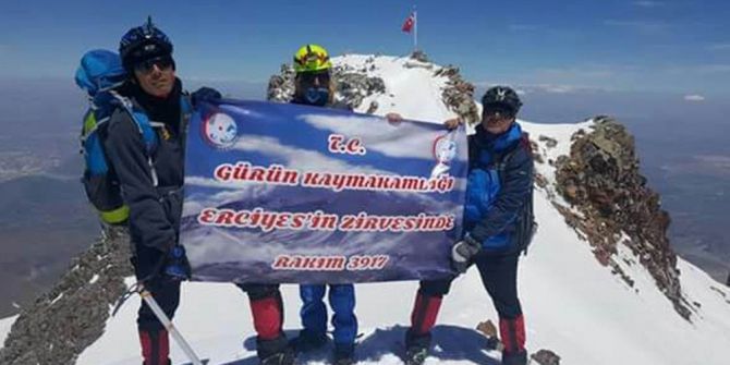 Gürünlü Dağcılar Erciyes Dağı’na Tırmandı