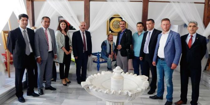 Öğretmenden Rölyef Sergisi