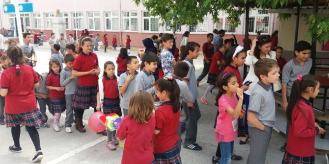 Başkan Ergün Öğrencileri Sevindirdi