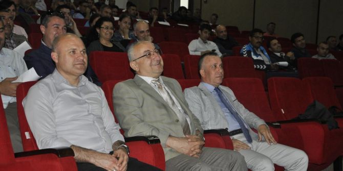 Akhisar’da Büyükşehir Personeline Motivasyon Eğitimi Verildi