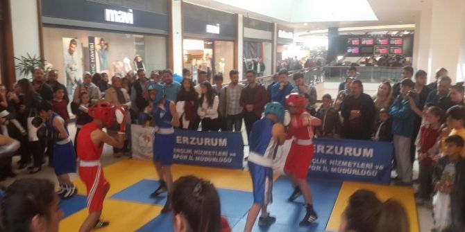 Spor Gösterileri Avm’lere Taştı