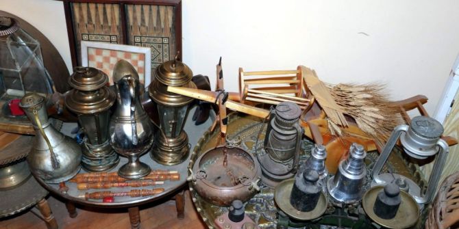 İş Yeri Değil Antika Eşya Müzesi