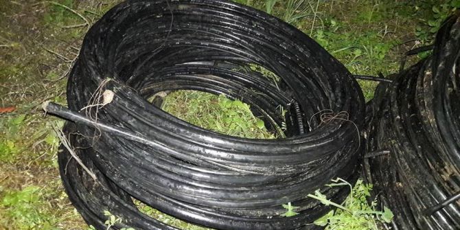 Kablo Hırsızları Köylüleri Canından Bezdirdi