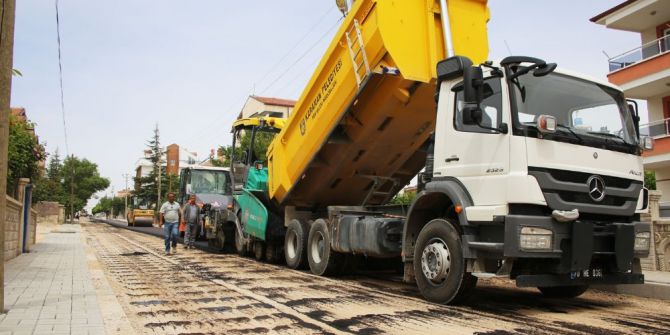 Karaman Belediyesinin Asfalt Çalışmaları Devam Ediyor