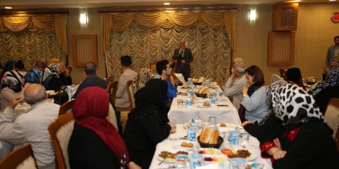 Güngören Belediyesi’nden Anlamlı Anneler Günü Programı