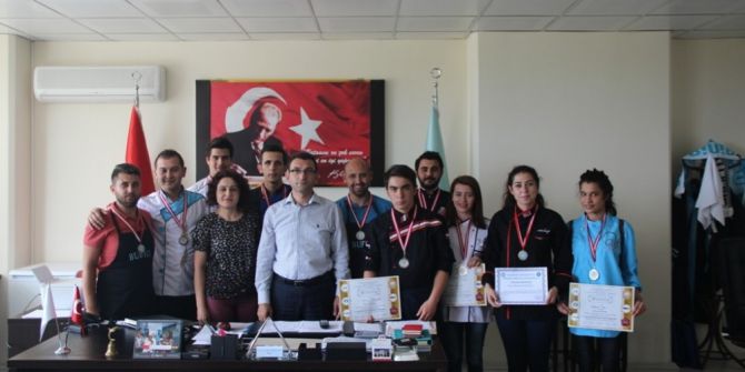 Bubyo Gastronomi Yarışmalarında Madalyaları Topladı