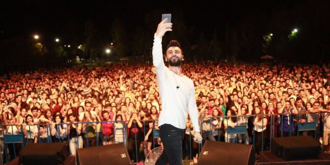 Antalya’da Öğrenciler ’Aşk Diye Soludu’