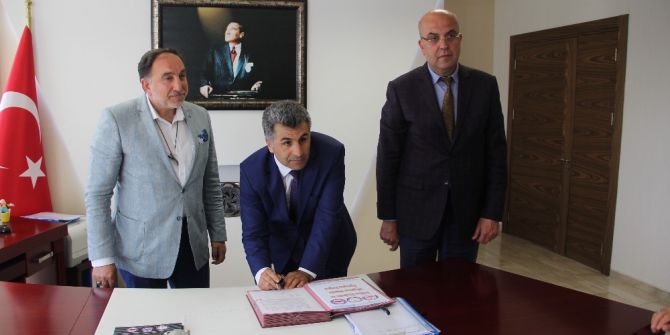 Karabağlar’da Bin Öğrenciye Ücretsiz Eğitim