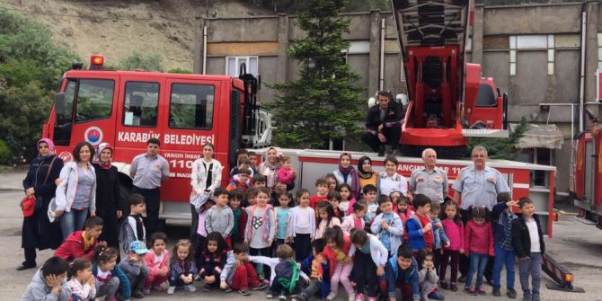 Anaokulu Öğrencilerinden İtfaiye Ziyareti