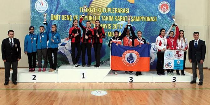 Karate’de Zirve Darıca’nın