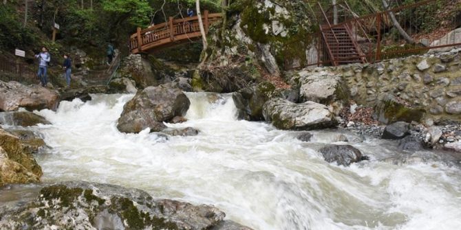 Düzce Belediyesi 300 Öğrenciye Düzce’yi Tanıtıyor