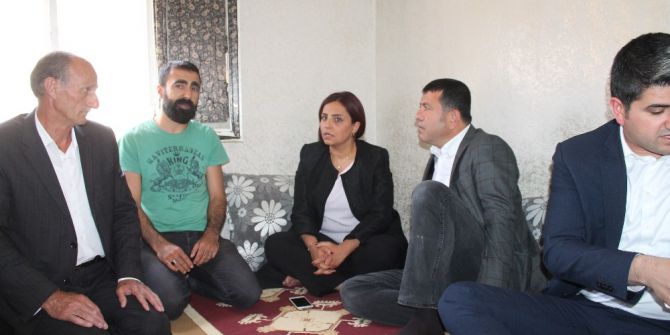 Chp’den Panzer Kazası Kurbanı Çocukların Ailesine Ziyaret