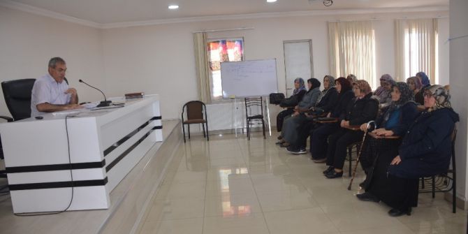 Hacı Adayları Bilgilendirildi