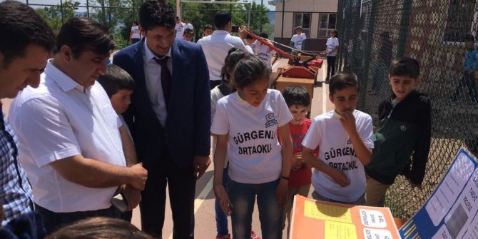 Gürgenli Ortaokulunda Tübitak Bilim Fuarı Açıldı