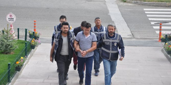 Kombi Hırsızları Tutuklandı