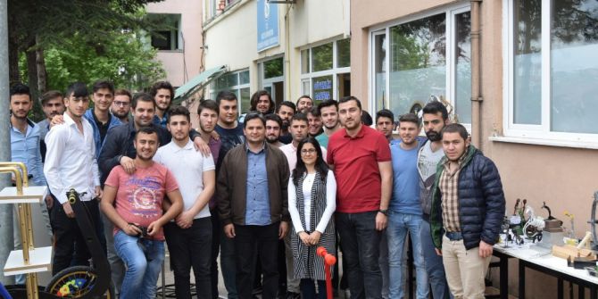 Düzce Üniversitesinde Makine Ve Metal Teknolojileri Yılsonu Sergisi