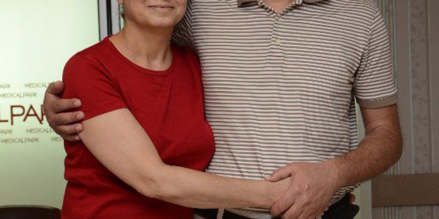Aile Hekimi 26 Yıllık Eşine Böbreğini Bağışladı