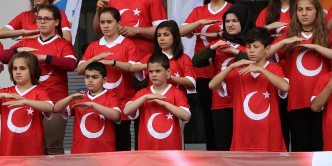 İstiklal Marşı’nı Bir De Onlardan Dinleyin