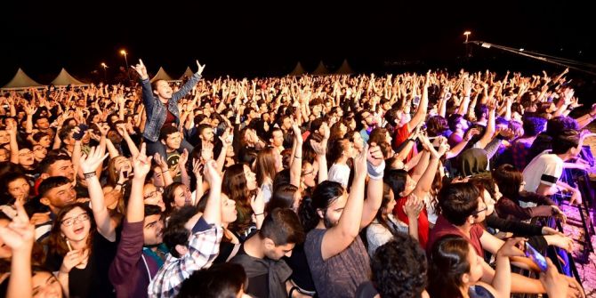 Gençler, 19 Mayıs Festivali’nde Doyasıya Eğlendiler