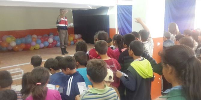 Trafik Haftası Nedeniyle Kümbetli Öğrenciler Bilgilendirildi