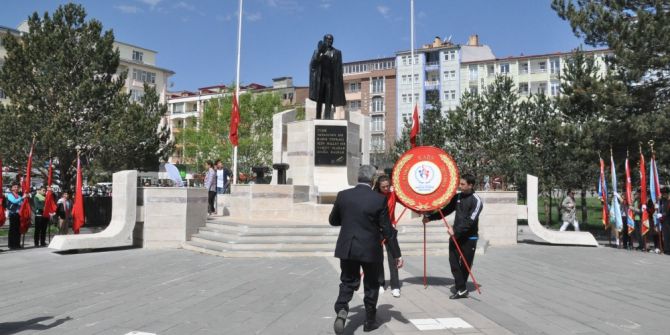 Kars’ta 19 Mayıs Törenle Kutlandı