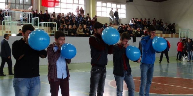 Törene, Çuvalla Koşma, Balon Patlatma, Yumurta Taşıma Ve Halat Çekme Yarışması Damga Vurdu