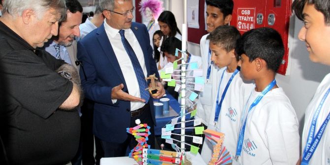 Üreten Gençlik Proje Sergisi Açıldı