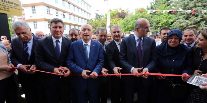 Yenimahalleli Gençlere 19 Mayıs Hediyesi