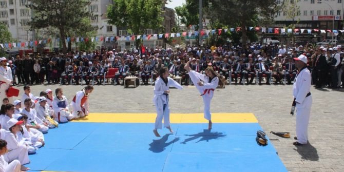 19 Mayıs Atatürk’ü Anma Gençlik Ve Spor Bayramı
