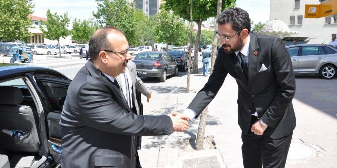 Vali Canbolat’tan Tümsiad’a Ziyaret