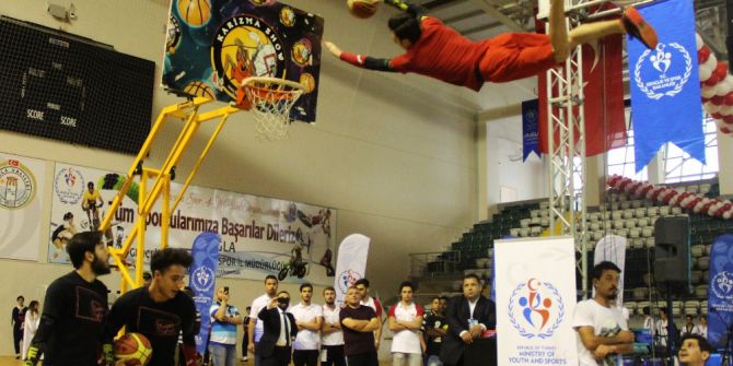 Muğla’da Renkli 19 Mayıs Kutlaması